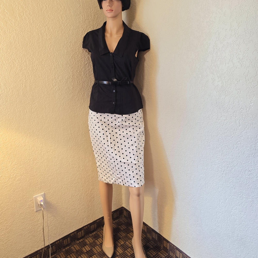 Express White and Black Midi Pencil Skirt with Slit